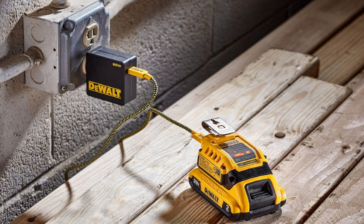 ΦΡΟΤΙΣΤΗΣ ΜΕ ΑΝΤΑΠΤΟΡΑ 18v/54v – DeWALT DCB094K-QW