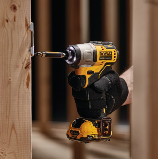 ΕΠΑΓΓΕΛΜΑΤΙΚΟ ΠΑΛΜΙΚΟ ΚΑΤΣΑΒΙΔΙ 12v/2Ah – DeWALT DCF801D2-QW